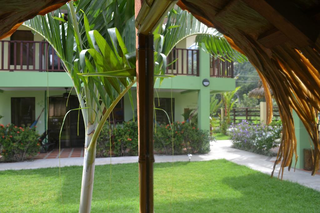 Mavi Surf Hotel Dominical Extérieur photo