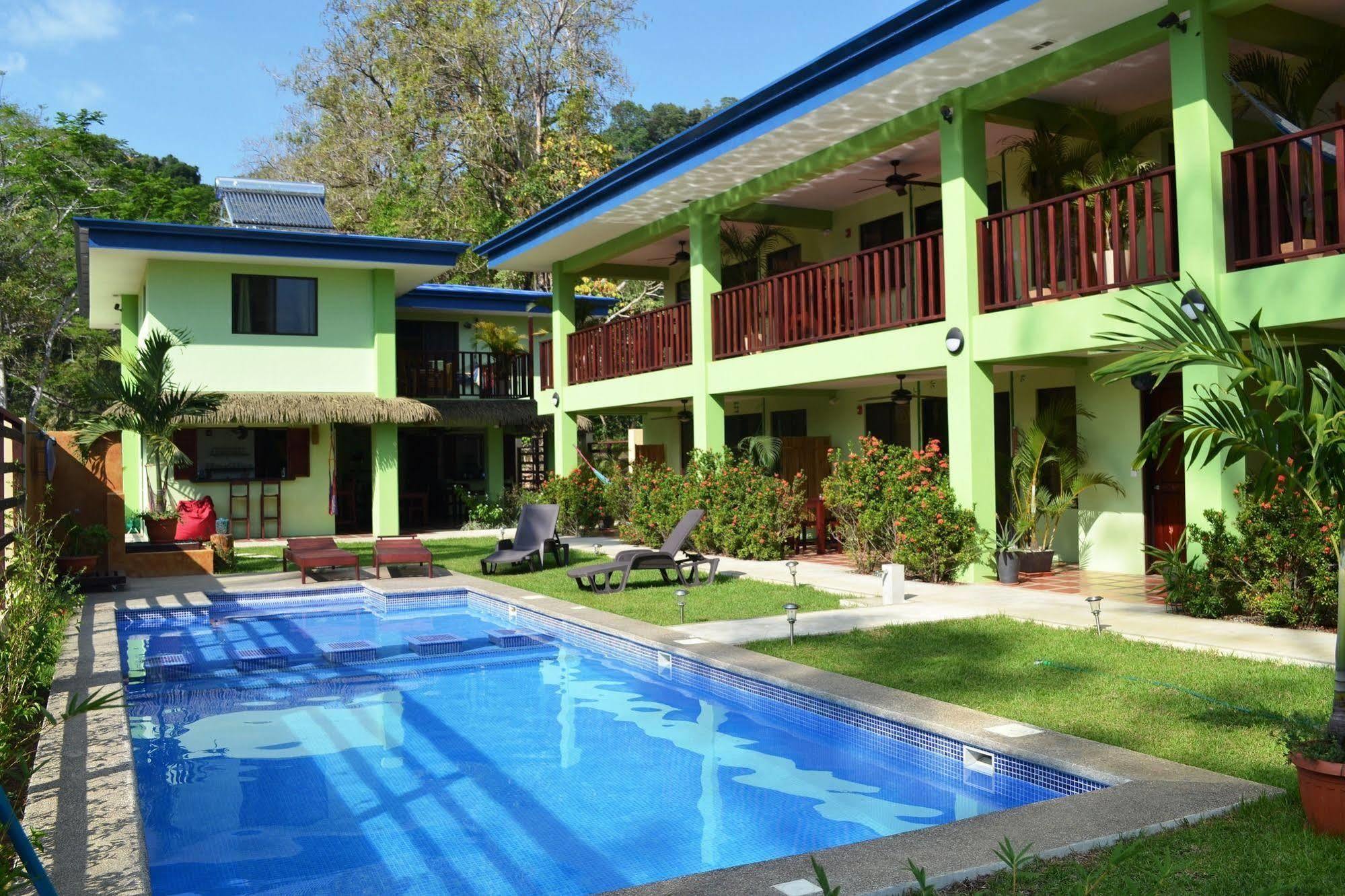 Mavi Surf Hotel Dominical Extérieur photo