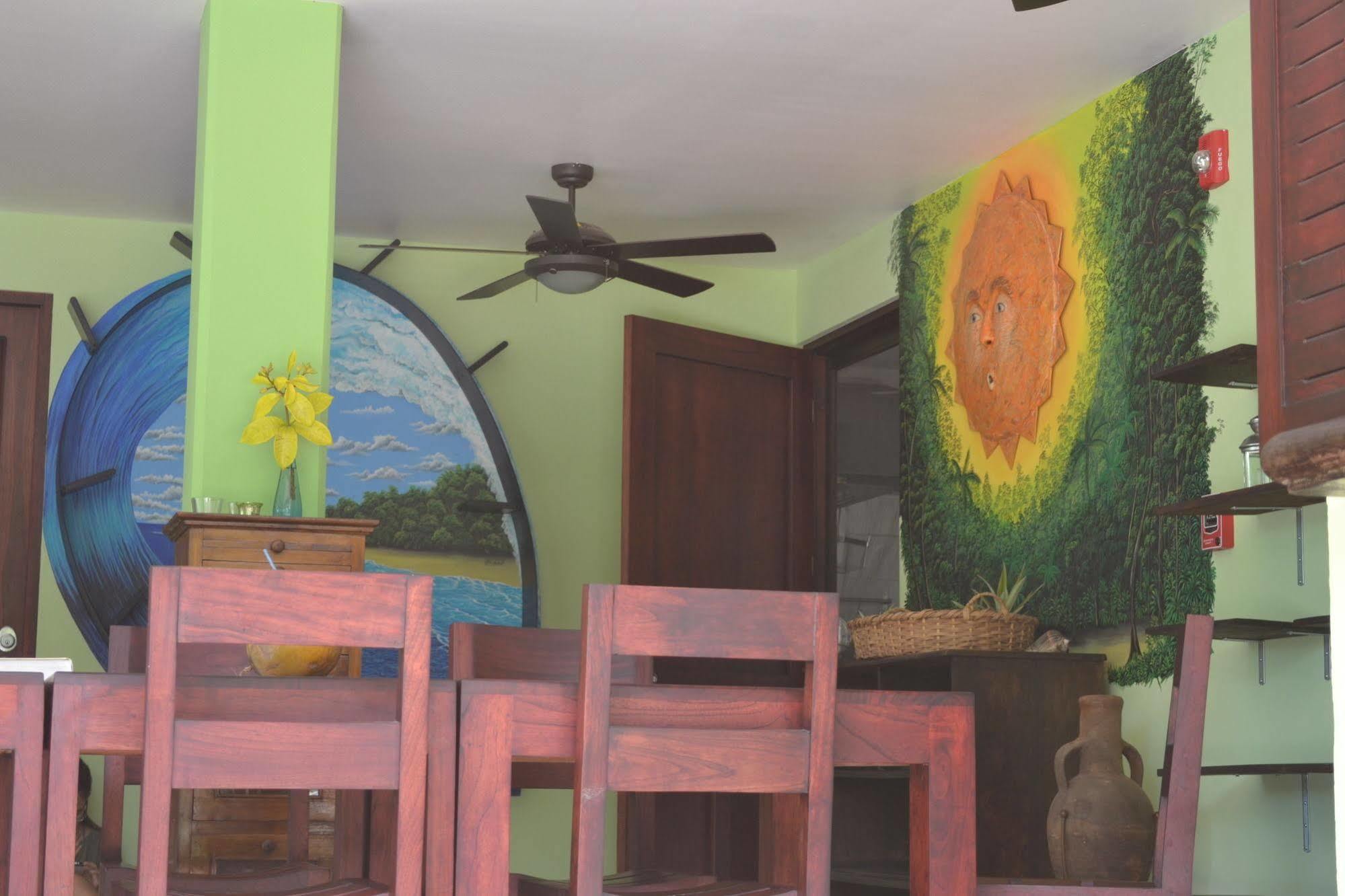 Mavi Surf Hotel Dominical Extérieur photo