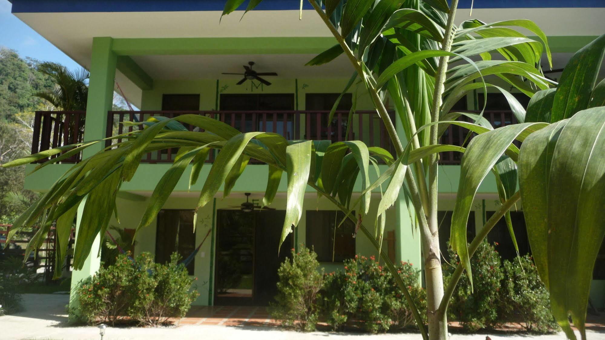 Mavi Surf Hotel Dominical Extérieur photo